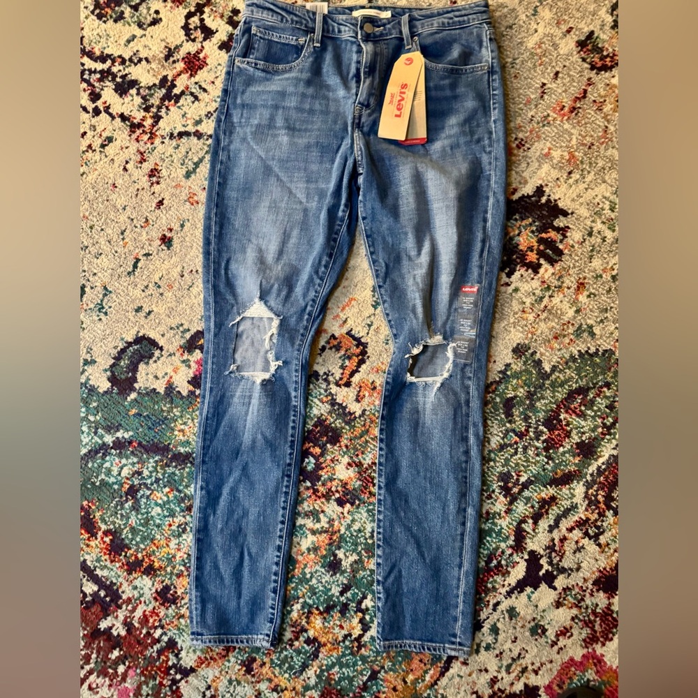 Levi's Women's 721 Ripped Skinny Jeans